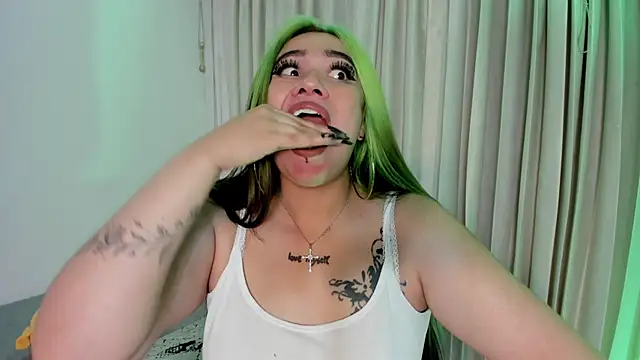 Lilith Zenith  online show from December 1, 4:17 am