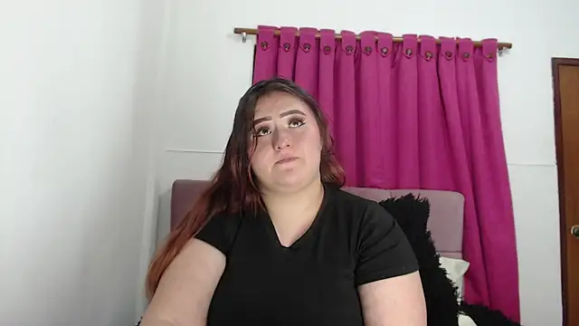 Snapshot of Miiss--Start chatting on November 11, 1:22 pm Miiss--Start online show from November 11, 1:22 pm