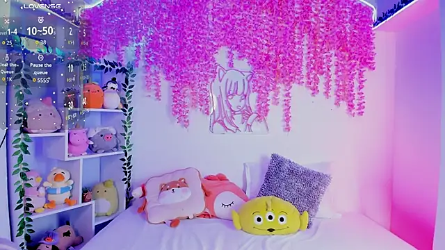  hanna sky online show from November 8, 3:56 pm