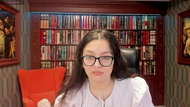 Snapshot of ZarifaEastWonder chatting on November 8, 9:46 pm ZarifaEastWonder online show from November 8, 9:46 pm