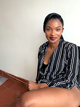 NiaLong21  online show from November 8, 3:56 pm