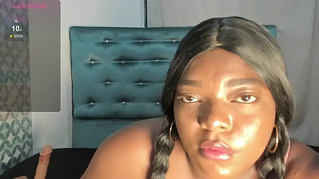 Snapshot of Tamaramilleer chatting on February 23, 6:11 am Tamaramilleer online show from February 23, 6:11 am