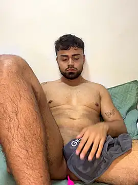 Snapshot of Stevenn_51 chatting on November 9, 12:42 am Stevenn 51 online show from November 9, 12:42 am