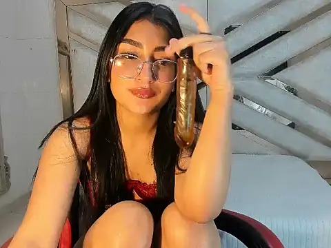 Snapshot of HannaLis chatting on November 6, 9:32 am HannaLis online show from November 6, 9:32 am