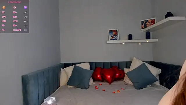 moon sanny online show from February 14, 1:35 am