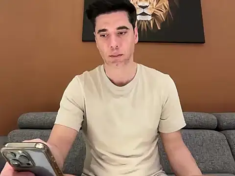 Snapshot of marcoo_x chatting on February 19, 6:42 am marcoo x online show from February 19, 6:42 am