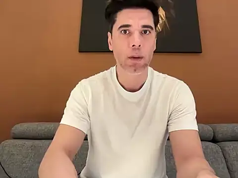 Snapshot of marcoo_x chatting on February 23, 7:17 am marcoo x online show from February 23, 7:17 am