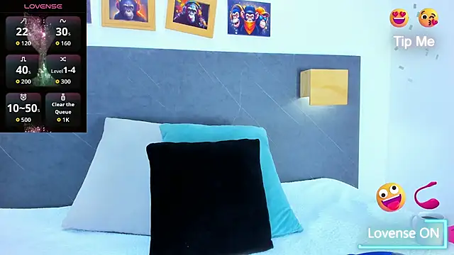 Andhrea Vale online show from February 13, 12:12 pm