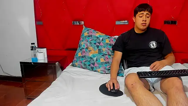 Emmaanddarling online show from December 22, 3:09 pm