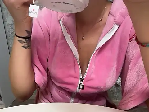 Angelinaa19 online show from November 23, 4:29 pm