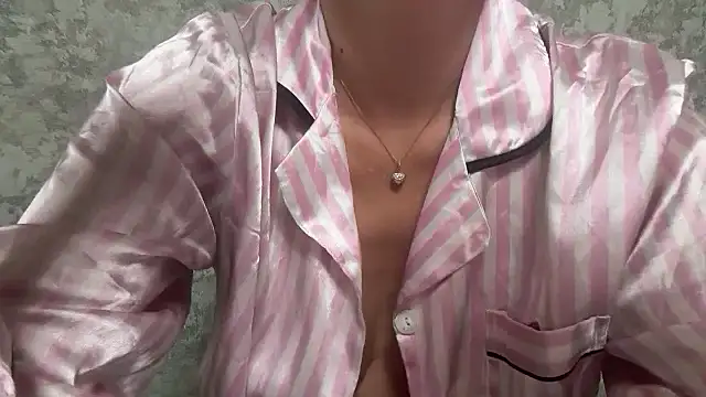 Angelinaa19 online show from March 27, 8:41 pm