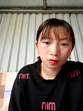 Snapshot of julybi chatting on November 7, 8:03 am julybi online show from November 7, 8:03 am