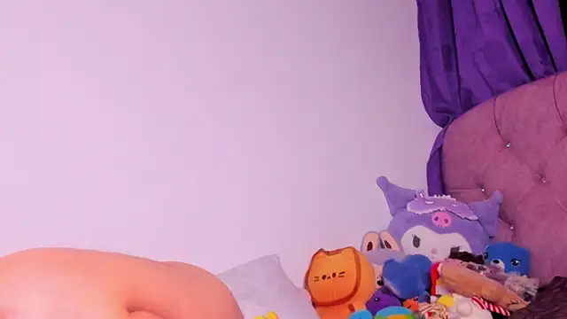 amy  a online show from March 8, 4:49 am