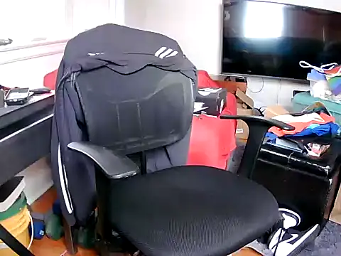 Snapshot of JasperHiggins96 chatting on November 6, 6:42 pm JasperHiggins96 online show from November 6, 6:42 pm