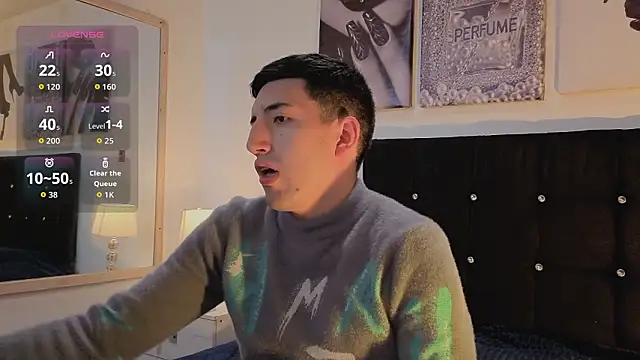 Un Sluttyy online show from March 5, 11:17 am