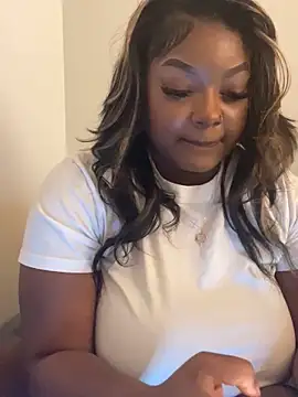 Fxncymuse online show from March 15, 2:34 pm