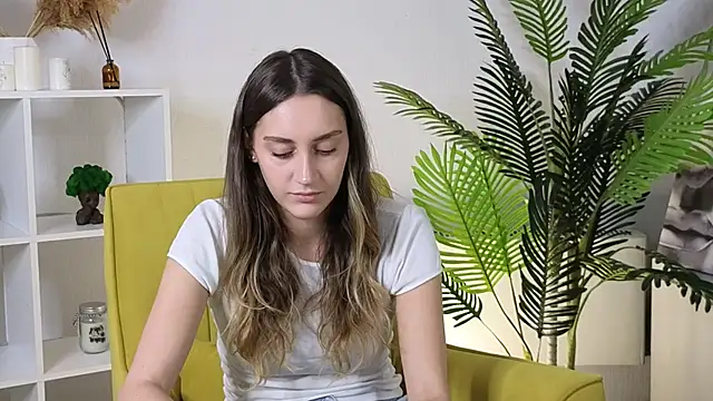 Snapshot of OdessaBessinger chatting on November 7, 3:12 pm OdessaBessinger online show from November 7, 3:12 pm