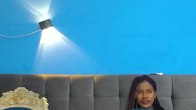 Aliis Love online show from November 18, 8:19 am