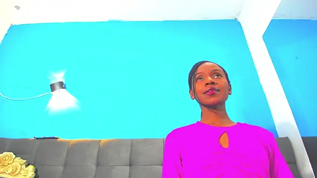 Aliis Love online show from November 25, 3:50 am