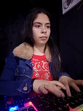 emilygrooe online show from February 20, 12:07 am