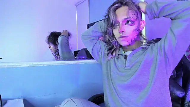 luxiel  online show from November 25, 10:32 pm