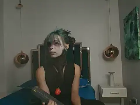 luxiel  online show from April 7, 8:53 pm