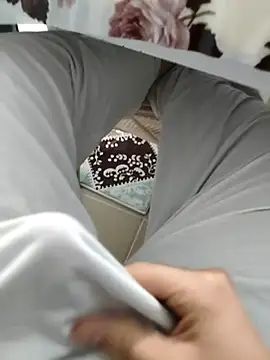 Snapshot of Ahmettutuk183 chatting on November 7, 9:15 pm Ahmettutuk183 online show from November 7, 9:15 pm