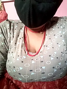 Snapshot of Janhvi_bhabhi_ji chatting on April 15, 6:09 am Janhvi bhabhi ji online show from April 15, 6:09 am
