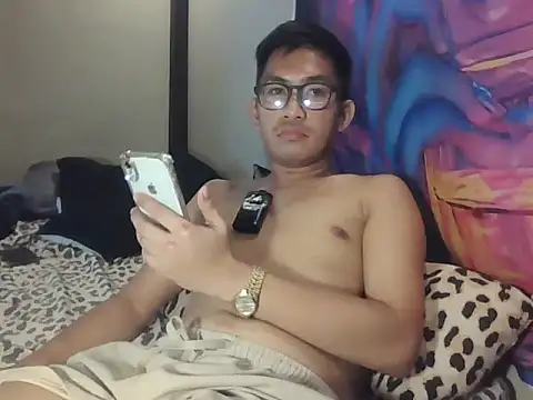 Snapshot of denzkylexx chatting on June 27, 3:00 am denzkylexx online show from June 27, 3:00 am