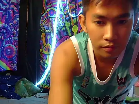 Snapshot of denzkylexx chatting on June 30, 4:08 pm denzkylexx online show from June 30, 4:08 pm