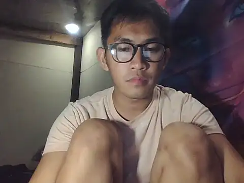 Snapshot of denzkylexx chatting on July 2, 7:20 pm denzkylexx online show from July 2, 7:20 pm