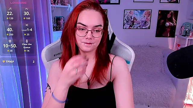 Snapshot of Lily__Evans chatting on February 27, 3:50 am Lily Evans online show from February 27, 3:50 am