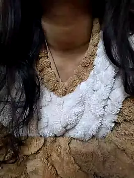 Sexy Divya   online show from February 3, 9:09 pm