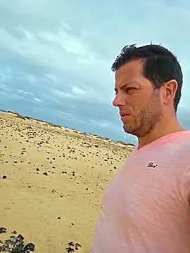 thenakedtraveler online show from January 13, 2:44 pm