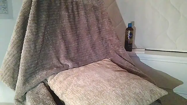 Snapshot of JAY20C16 chatting on February 18, 12:34 pm JAY20C16 online show from February 18, 12:34 pm