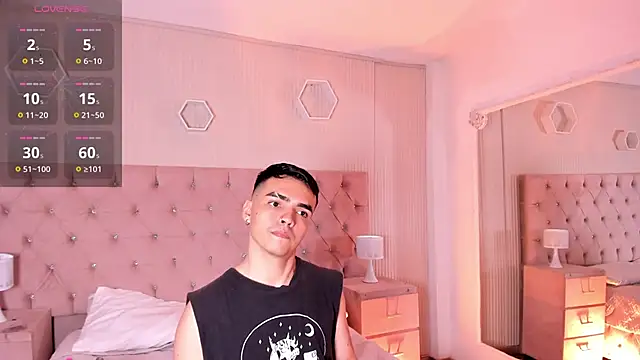 NicoKingg  online show from January 31, 7:11 pm