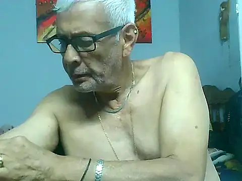 dirtysluttyfist online show from November 24, 6:18 pm