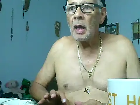 dirtysluttyfist online show from December 14, 4:01 pm