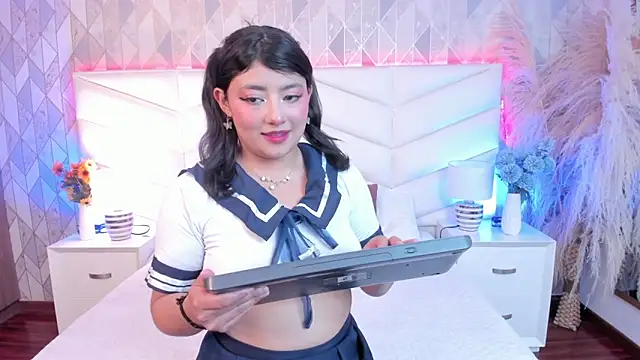 Snapshot of Neko_pam chatting on February 12, 9:21 pm Neko pam online show from February 12, 9:21 pm