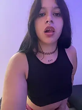 amazonaa9 online show from April 19, 3:44 pm