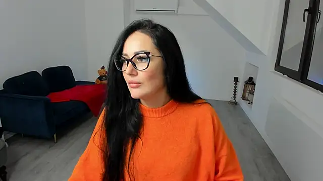 AnyaEvy online show from December 17, 5:02 am