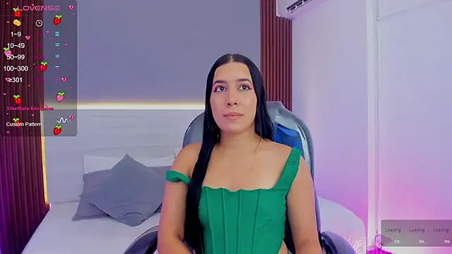 Amy Leah online show from December 1, 8:25 pm