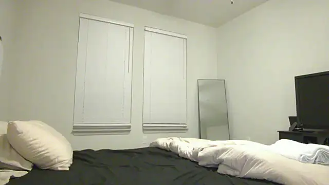 Snapshot of RosieCheeks_ chatting on January 14, 12:38 am RosieCheeks online show from January 14, 12:38 am