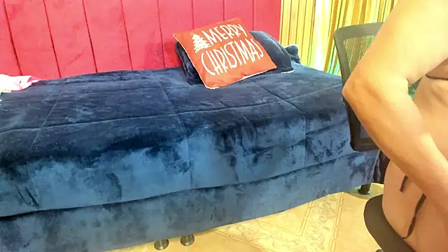 hailey-frost online show from December 20, 12:56 pm