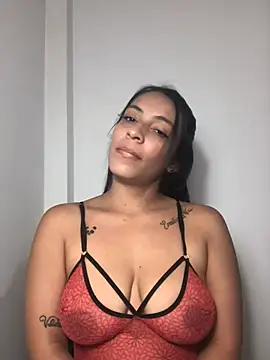 Snapshot of Vianca_Costt chatting on August 9, 3:55 am Vianca Costt online show from August 9, 3:55 am