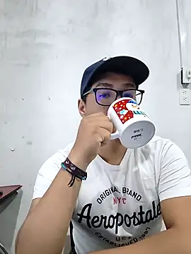 MiltonCede online show from November 8, 2:50 pm