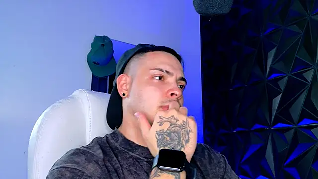 Maxwell Dupont online show from January 16, 10:47 pm