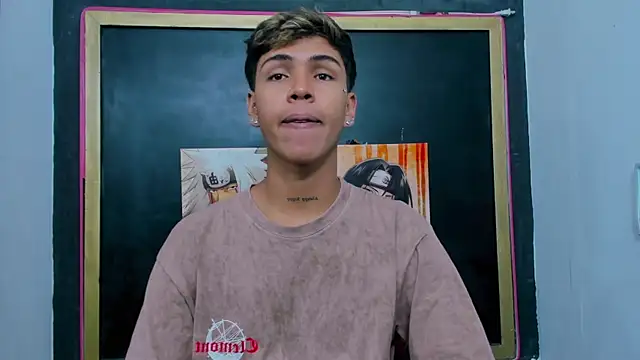 Timmy Kiing  online show from January 14, 8:58 pm