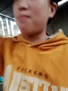 Yumiik2kk online show from December 16, 3:33 am