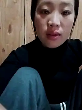 Yumiik2kk online show from December 22, 1:02 am